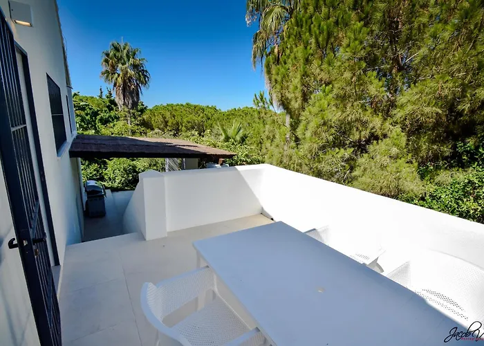 Dom wakacyjny Great Near And *