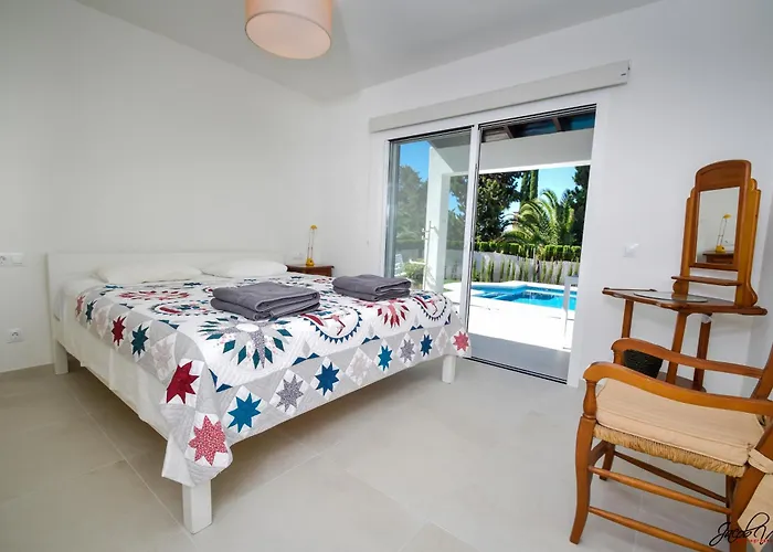 Great Near And * Marbella